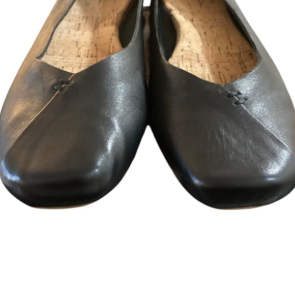 KORKS Padilla Slip On Comfort Leather Square Toe Flats - Picture 2 of 12